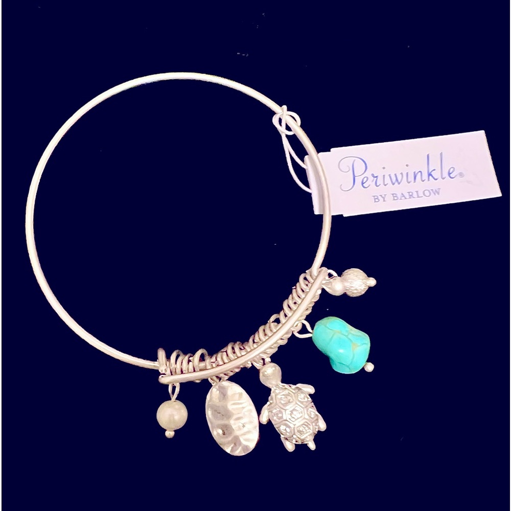 Periwinkle By Barlow Wire Stretch Silver Metal Charm bracelet